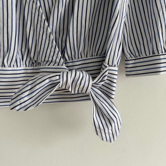 Madewell Wrap Blouse Striped Blue and White with Bow and Buttons Size XS - Picture 5 of 15